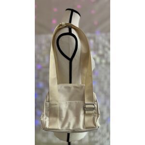 NWOT Unbranded Nylon Shoulder Bag
